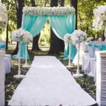 Method to decorate a wedding with tulle